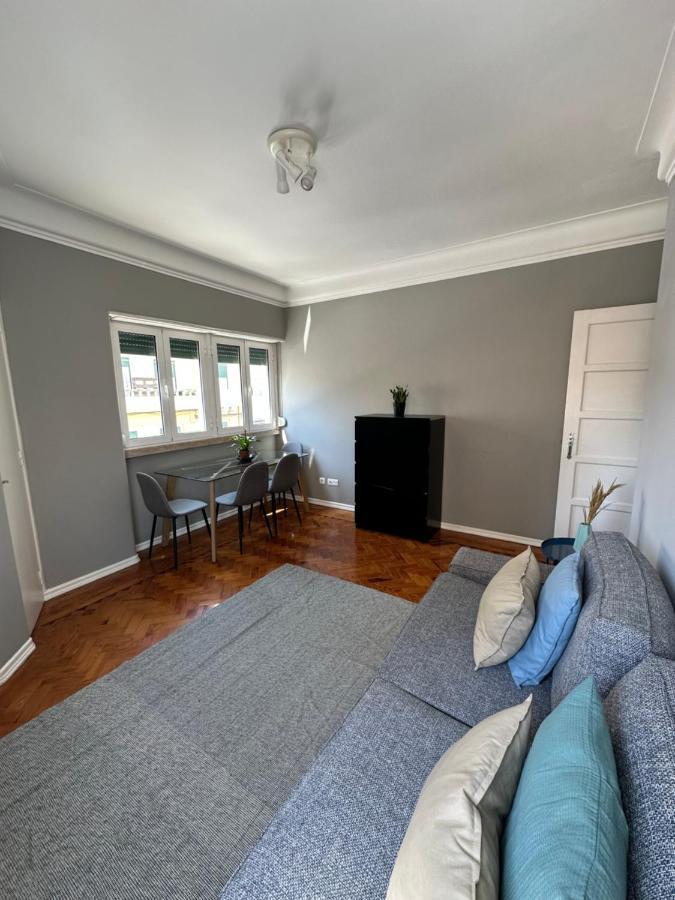 Campo De Ourique Rooms ลิสบอน ภายนอก รูปภาพ